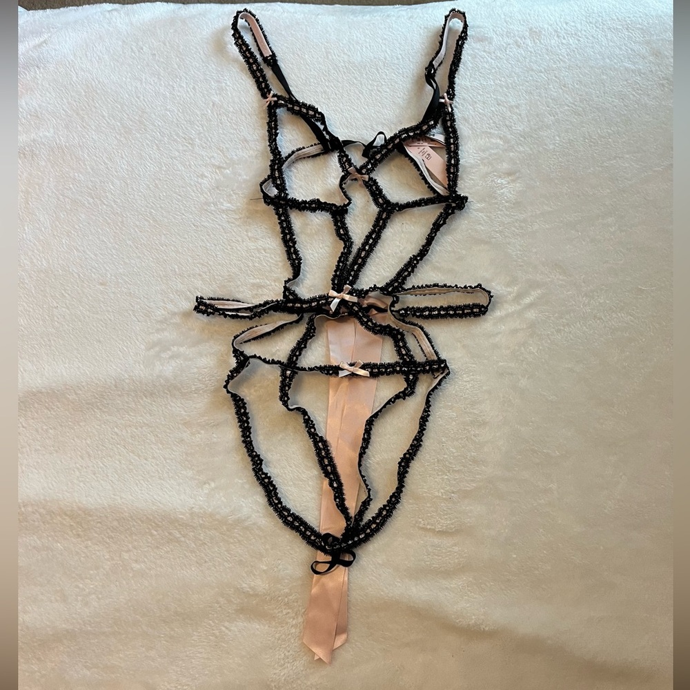 Victoria’s Secret Strappy Teddy Lingerie NWT